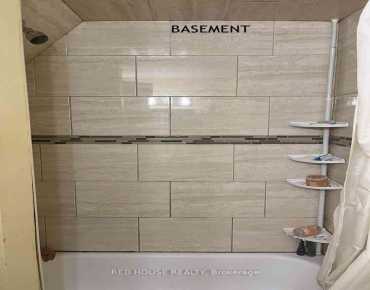 1533 O'Connor Dr O'Connor-Parkview, Toronto 2 beds 3 baths garage $1.35M