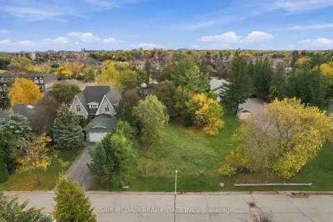 Richmond Hill Westbrook community 39 Cooperage Cres For Sale